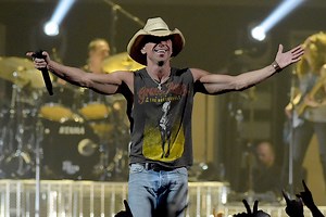 LISTEN: Kenny Chesney's 'Happy Does' Is a Beachy Throwback to Early '00s Chesney