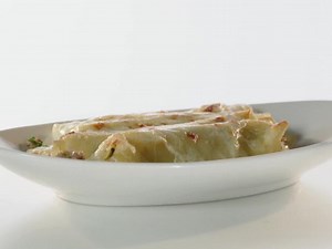 Meat-Filled Cannelloni Shells