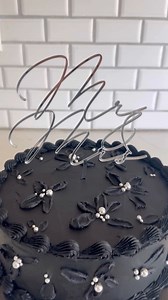 Black wedding cake! What do you think? | Cakes By Marian