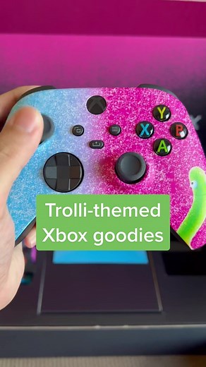 Unboxing Xbox-Themed Trolli Sour Gummi Worms