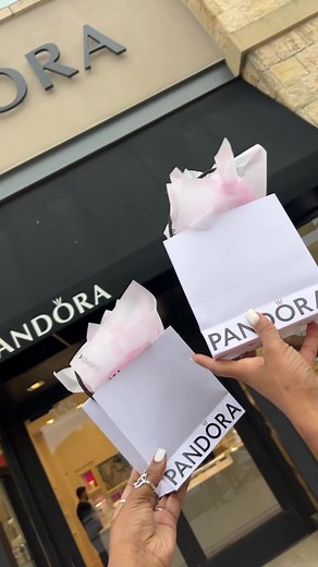 Matching Pandora Necklaces with Best Friend | Engraving & Charms