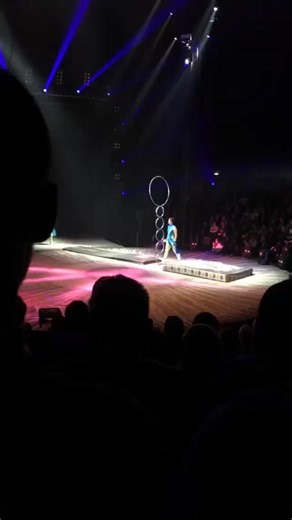 Incredible Chinese Acrobats Performance at Circus FlicFlac