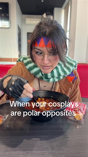 Ramen Surprise: Spicy Cosplay Reactions Revealed