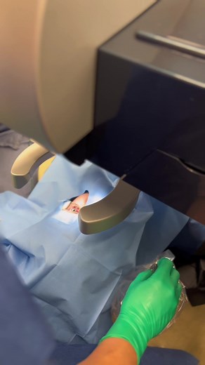 Refractive Surgery in Brazil - PRK Technique at Top Hospital