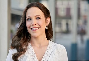 When Calls The Heart Renewed: What To Expect In Season 9 Of WCTH