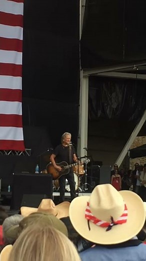 Kris Kristofferson - Help Me Make It Through The Night