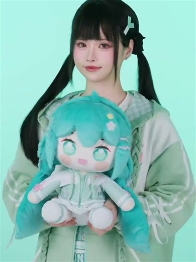 Hatsune Miku Hug Series: Flower Ver. merch line! | Good Smile Company