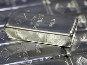 Investors propel silver boom