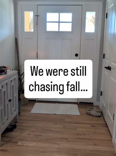 We were still chasing fall… then THIS happened. ❄️ Apparently Mother Nature skipped “crisp fall mornings” and went straight to “find your gloves.” It may not have stuck to the ground, but the memory will forever stick in our minds. The kids’ faces when we opened the door this morning — absolutely priceless. ❤️ Definitely one of those moments we’ll never forget. Making memories, even in the cold ones. Stay tuned, tomorrow we’ll share what we did to prep for the dropping temps! 👇 #RVLife #Moochdo