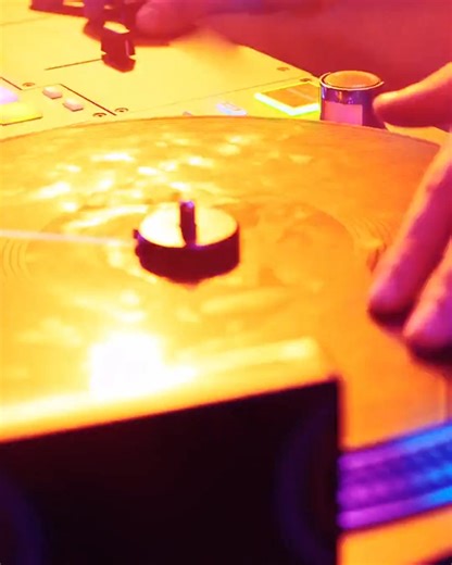 The science behind our captivating LED furniture designs! It's not just about lighting—it's about creating something special. We blend cutting-edge LED tech with sleek design to transform ordinary pieces into glowing masterpieces. Here's how we do it: - Precision color mixing for mesmerizing hues - Lighting effects that pulse with energy - Customizable setups tailored to your vibe You dream it, we light it. From gaming desks that level up your stream to bars that steal the spotlight—our designs 