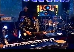 'Tribute To A Brother: Maurice Gibb' by Robin and Barry Gibb in 2003. | Bee Gees Fan Club Australia