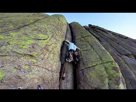 Climbing the World-Famous Devils Tower (Durrance Route)