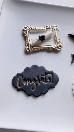 1.2K views · 196 reactions | Graduation cupcakes  | Talia cupcakes | Facebook