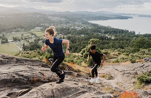 Bracelayer compression tights: helping Canadian runners go farther - Canadian Running Magazine