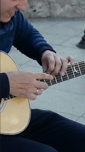 Drifting by Andy McKee | Street Performance in Moscow