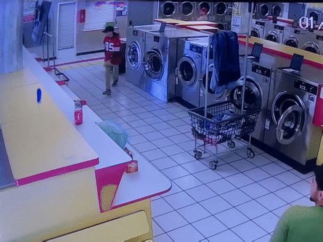 Machete-wielding man chases teen inside laundromat