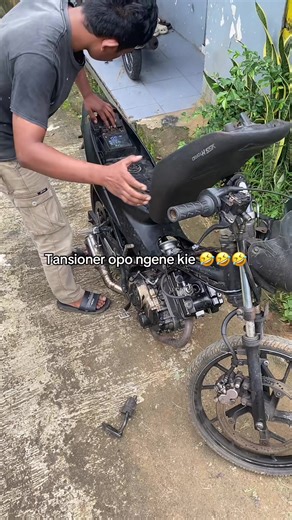 Tansioner Opo Ngene Kie: Humor dan Drag Culture