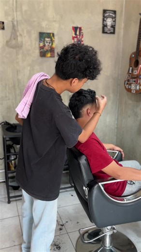 Burst Fade Hair Design Ideas for Men