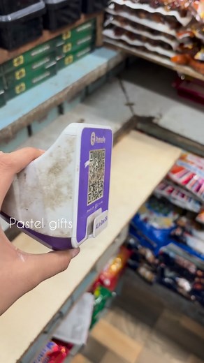 Aaj to QR code bhi saja dala maine 😂 #diy #qrcodes #qr #lippan #lippanart #mirror #craft #mudmirrorwork #artandcrafts #handmadewithlove #décor | Pastel.gifts.store