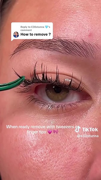 Replying to @E30stunna 🩵 here’s how to properly remove your lash clusters without ripping out your real lashes 🎀💗 #prolashbeauty #prolashtips #lashtok #lashesoftiktok #lashclusterstutorial
