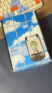 71K views · 1.3K reactions | Motorola A1200e | unboxing in 2025 | Meu Smart | Facebook