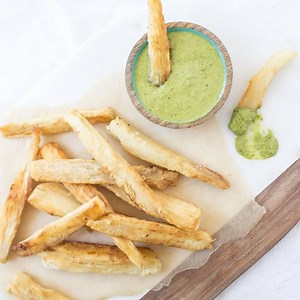 Easy Crispy Yuca Fries Recipe - Cassava Fries (VIDEO!) | Wicked Spatula