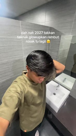 Tips Perawatan Rambut Menggunakan Minyak Zaitun dan Rosemary