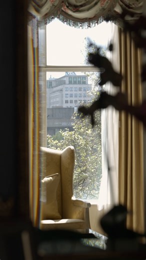 Step into a world of luxury at The Savoy 🌟 Our stunning suites come with bespoke amenities, delightful details and impeccable service from our dedicated butlers. | The Savoy