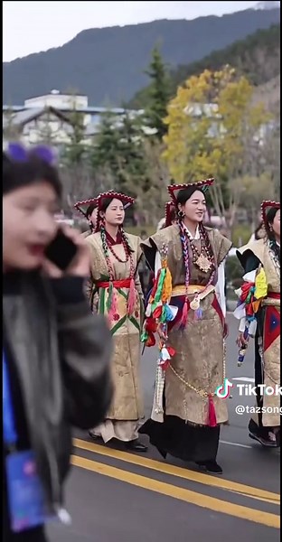 Taz 타즈 (@tazsong) - Showtime Song: Exploring Its Musical Impact