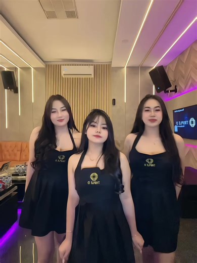 Udah liat tematik ini belom? 😚 #tripledkaraoke #karaokesemarang #agaklaen