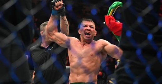 Dricus Du Plessis Puts Fight With Title Rival Israel Adesanya On Ice: 'You're Summoned When I Say You're Summoned'