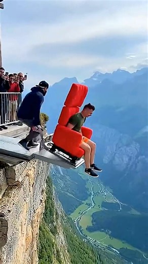 Cliff Airbag Chair is Fun! 😱🔥 Guy Sits & jumps, then Fly Bounce #cliffactivity #cliffchair #rdswth