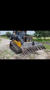 1.7M views · 11K reactions | Dropped off my old friend Jimmy Kennedy’s new rake for his 335P , Kennedy Land Services LLC in Woodsborrow Tx. We went and ate at Tuttle's Grocery & Meat Market and caught up after not seeing each other for 15 years or so. | Hebbronville Machine Shop | Facebook
