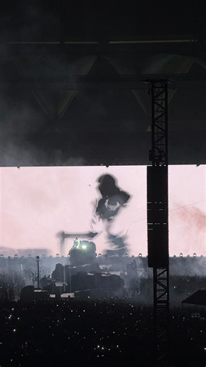 𝙎𝙈. on Instagram: "Just witnessed history W concert, W crowd, W energy 🔥 @travisscott @livenation @bookmyshowin @bookmyshow.live"