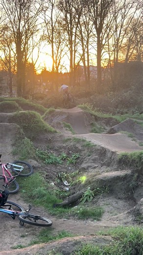 new bike 😋😋 @no_steez_here @alfie well done on second @Elliot🙌 #trekremedy8 #bike #fyp #viral #mtb