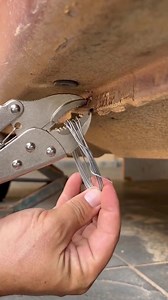 1.4M views · 1K reactions | Golden hammer technique #technique #tips #repair #solutions | Kally Olivera | Facebook