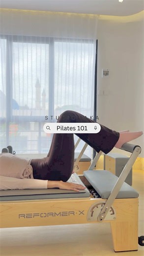 How to: bridging hip roll. Start by rocking the pelvis to come up into your Bridge, tuck the tail, scoop the belly, squeeze your glutes together, keeping your tail tucked. Try and keep the carriage completely still, move slowly & with intention. — Bridging (hip rolls) on a Pilates reformer enhances core stability, strengthens glutes and hamstrings, and promotes spinal articulation.