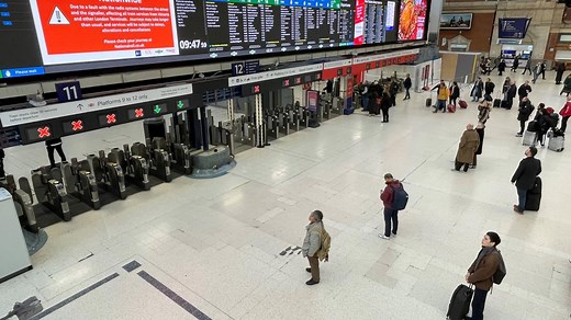 Passengers asked by rail regulator to help in review of train fare prosecutions