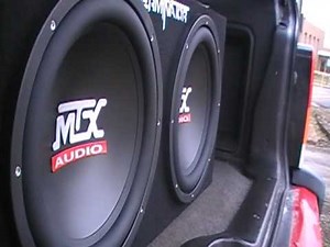 MTX Terminators 2 12" 500 watt amp