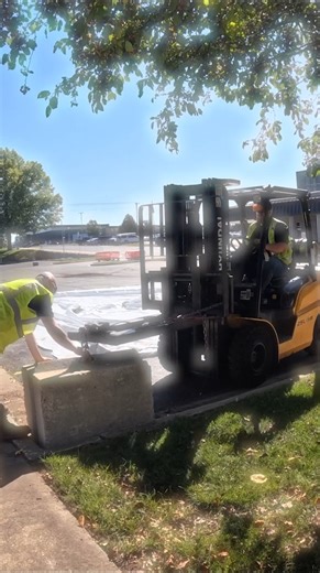 𝐈𝐭'𝐬 𝐆𝐨 𝐓𝐢𝐦𝐞! Preparations are underway on campus for Saturday's Community Celebration and Open House, in recognition of our Aspen Prize for Community College Excellence. The national award recognizes Southwest Tech as the best two-year college in the nation! There will be live music, children's games, food, program demos, tours, and much more! The event will be held from 10 a.m.- 3 p.m. at our Fennimore campus. We hope to see you! More info.: swtc.edu/celebration | Southwest Tech