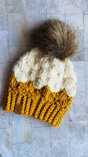 667K views · 9.2K reactions | HOLIII ❤️❤️❤️ En mi canal de YouTube tienes más de 400 tutoriales de crochet incluso este. Pásate por allá y te prometo que serás muy feliz viendo tanta belleza❤️ #crochet #crochetlove #crochetaddict #crochetersofinstagram #crochetinspiration #crocheted #crochetlover #crochetbraids #crocheting #crochetpattern #crochetblanket #gorro #tejer #tutorial #tuto #you #youtube #video #vídeo | Realza Crochet | Facebook