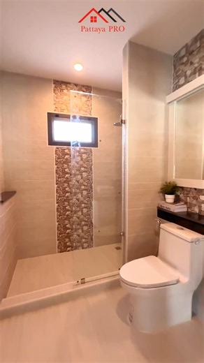 🏡✨ Private Pool Villas – Only 7 Units Available ✨ Prime location near Motorway No. 7, with easy access to Pattaya City. 💸 Special Launch Prices – Limited Offer (1 Unit Only!) 🏡 Empty house with private pool: 6.99 million THB 🛋️ Fully furnished house with private pool: 7.99 million THB ☘️ Land size starting from 88.8 sq. wah — spacious and functional 🏡 Modern, simple design that’s easy to maintain 🛠️ Quality construction by an experienced professional team 📍 Warm, convenient location – Hua