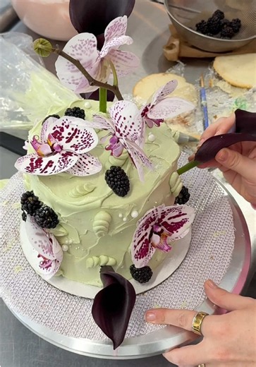 Abstract Cake Tutorial: How I Recreated an Inspo Photo