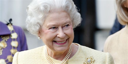 All About Queen Elizabeth’s Signature Pearl Necklace Stack, Worth Over $6.6 Million