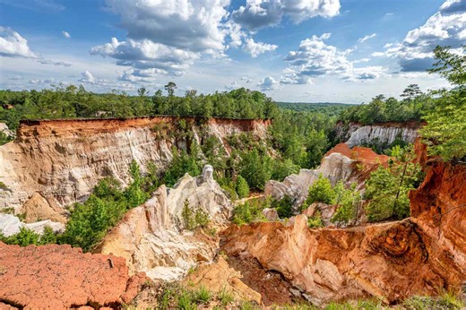 Georgia's 'Little Grand Canyon' Was Formed by Accident—and It Has 150-foot Drops and Scenic Hiking