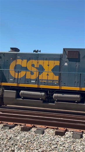Having Fun With CSX M492-18 Florence SC With @CSXRailfan6588