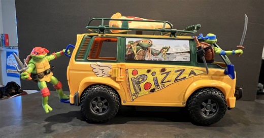 TMNT Mutant Mayhem: Let's Check Out The New Playmates Turtle Van