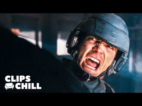 Roku San Falls Under a Massive Bug Attack | Starship Troopers 3: Marauder (Casper Van Dien)
