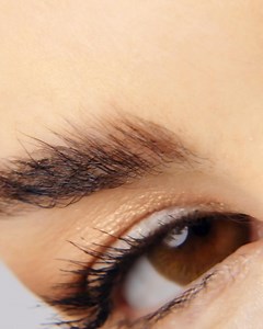 Reveal the beauty of Leila & Leila’s new Silky Hazel color, a smooth, refined hue of subtle sophistication. Shop the shade now on magrabi.com and in store اكتشفي جمال اللون الجديد من ليلة وليلة “عسلي حريري” لون راقٍ وأنيق يضيف لمسة هادئة من الجاذبية الى مظهرك تسوقي الآن في فروعنا وأونلاين | MAGRABi