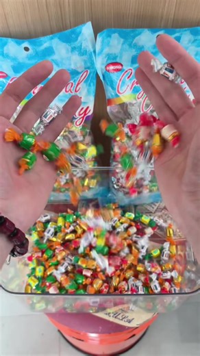 💎 Crystal Fruit Candy That Looks Too Pretty to Eat! 🍇🍓🍍 Crunchy outside, juicy flavor inside — every bite is a sweet explosion. Perfect for satisfying your candy cravings or gifting to someone special! ✨ Vibrant fruit flavors | Stunning crystal look | Soooo addictive 😋 #crystalfuitcandy #candytok #sweetsnacks #kawaii #fruitcandy